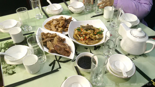 IMG_20141230_185537.jpg IMG_20141230_185537.jpg