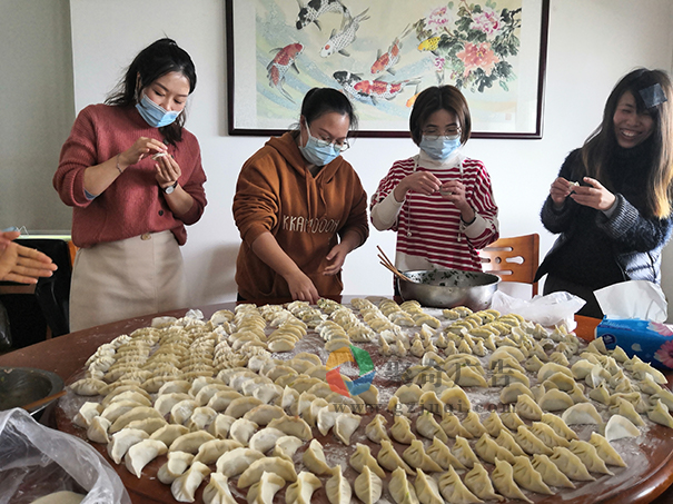 聚奇广告 聚奇广告